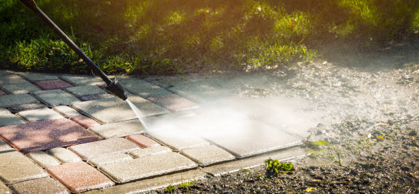 Best Sign and Awning Cleaning  in Quinebaug, CT
